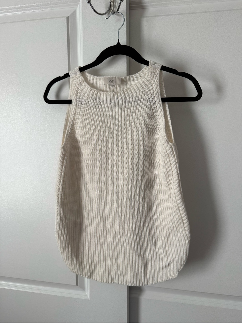 LOFT Cream Ribbed Sleeveless Knit Tank